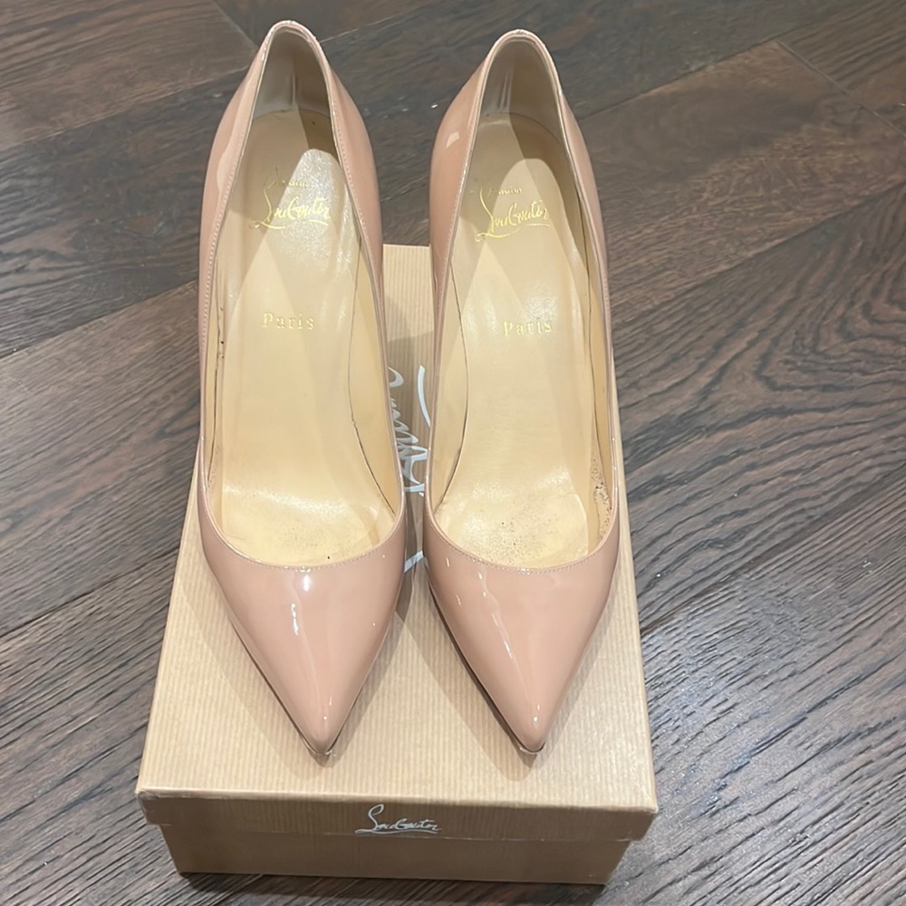 Christian Louboutin Nude Pigle Follies 85